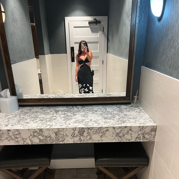 AMUR Adalia Floral Cutout Maxi Dress 0 - Picture 6 of 7